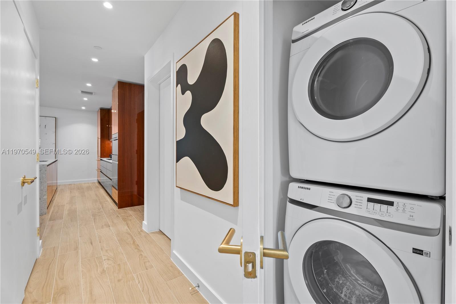 Mr C Residence Coconut - Residential