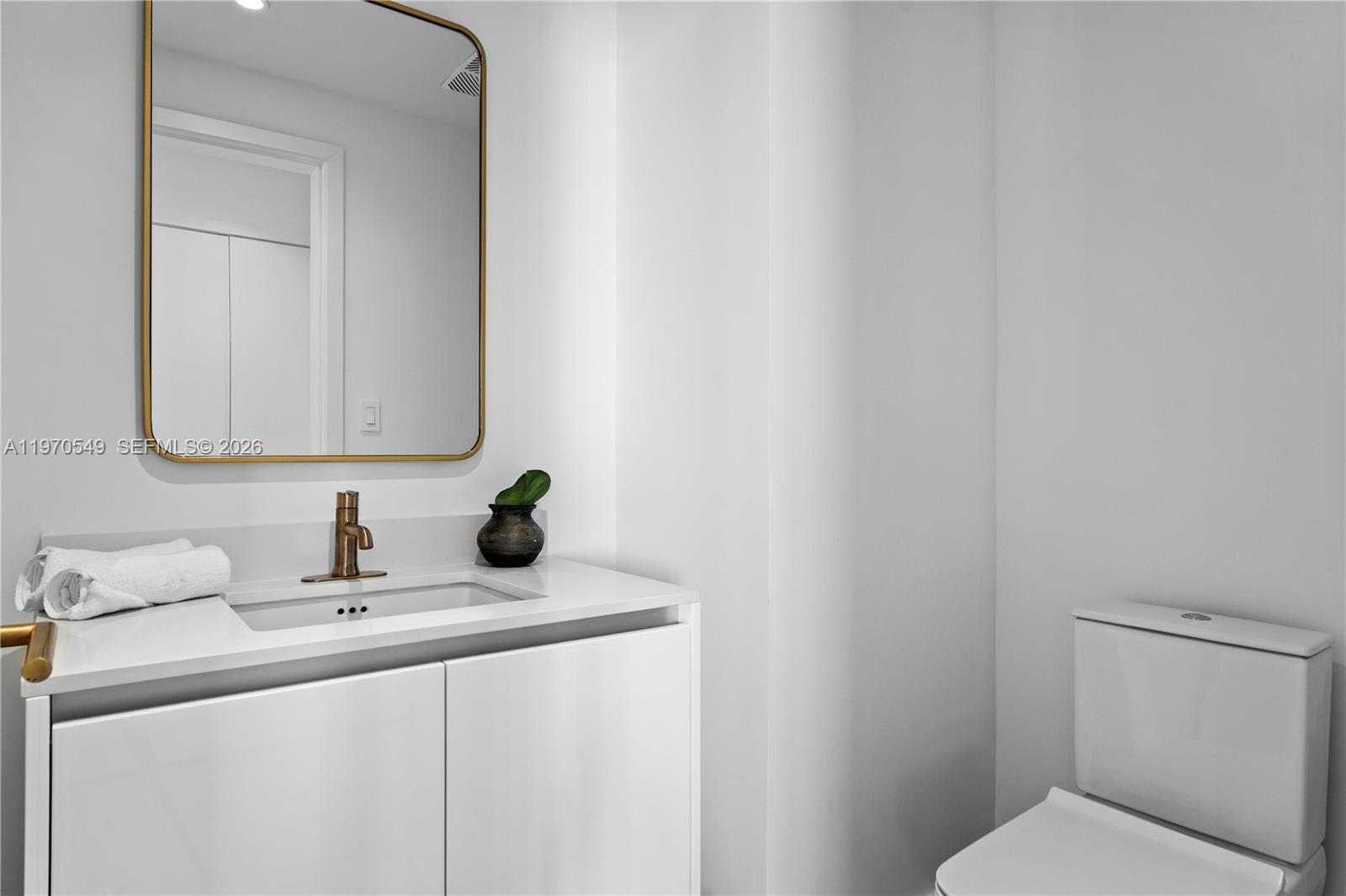 Mr C Residence Coconut - Residential