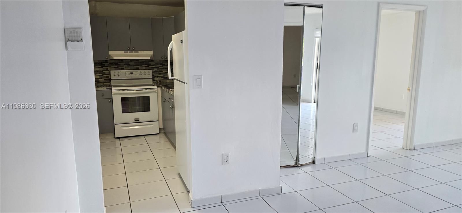 SUNSET VILLAS NO 3 CONDO - Residential Lease