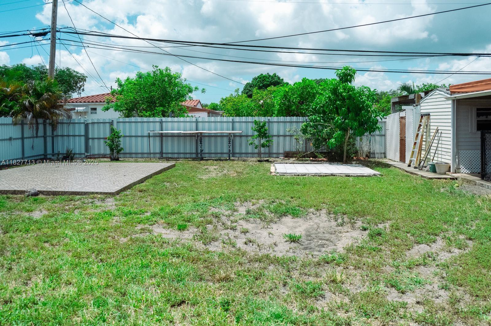 MOSERS ADDN TO HIALEAH - Residential