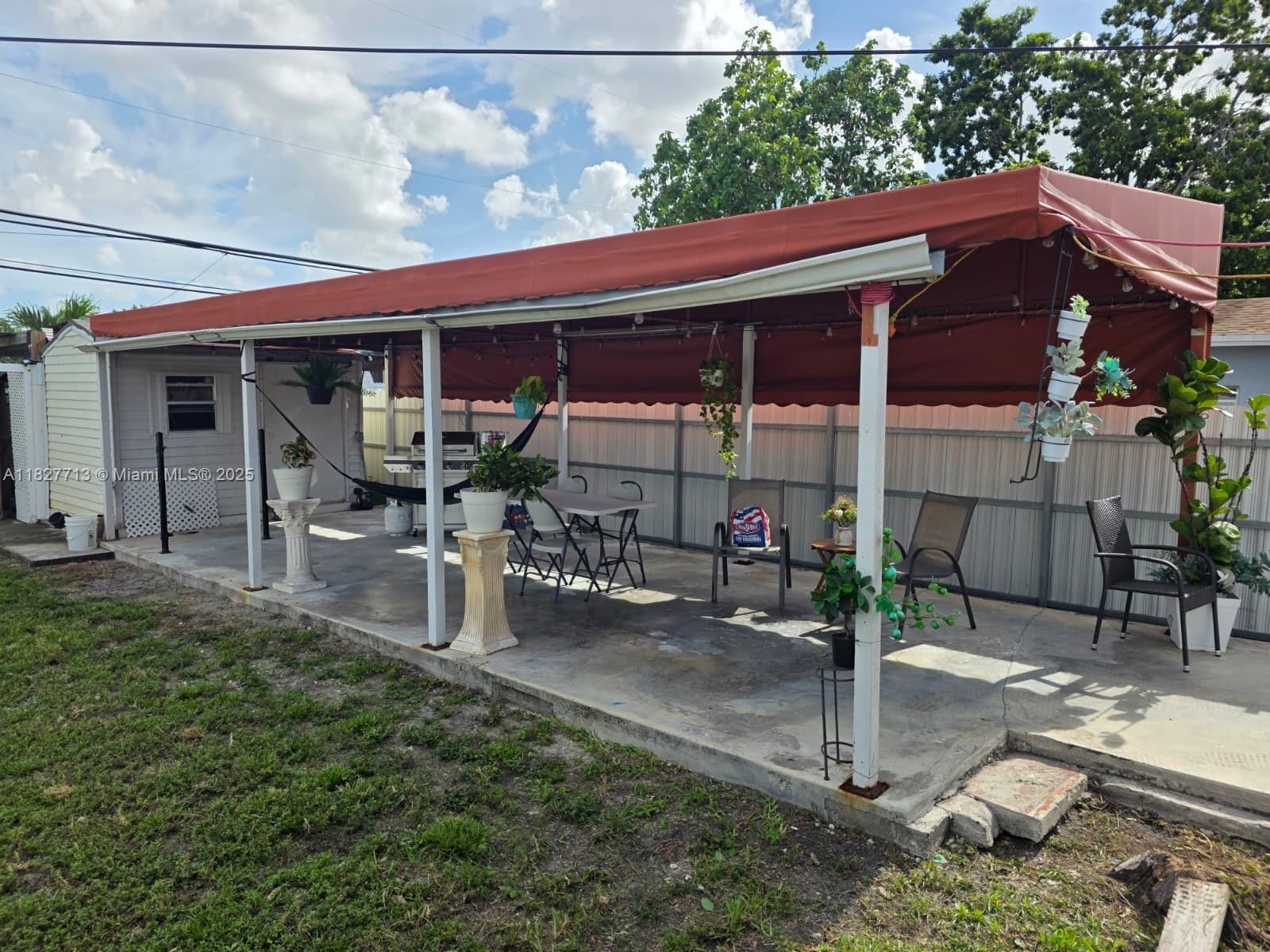 MOSERS ADDN TO HIALEAH - Residential