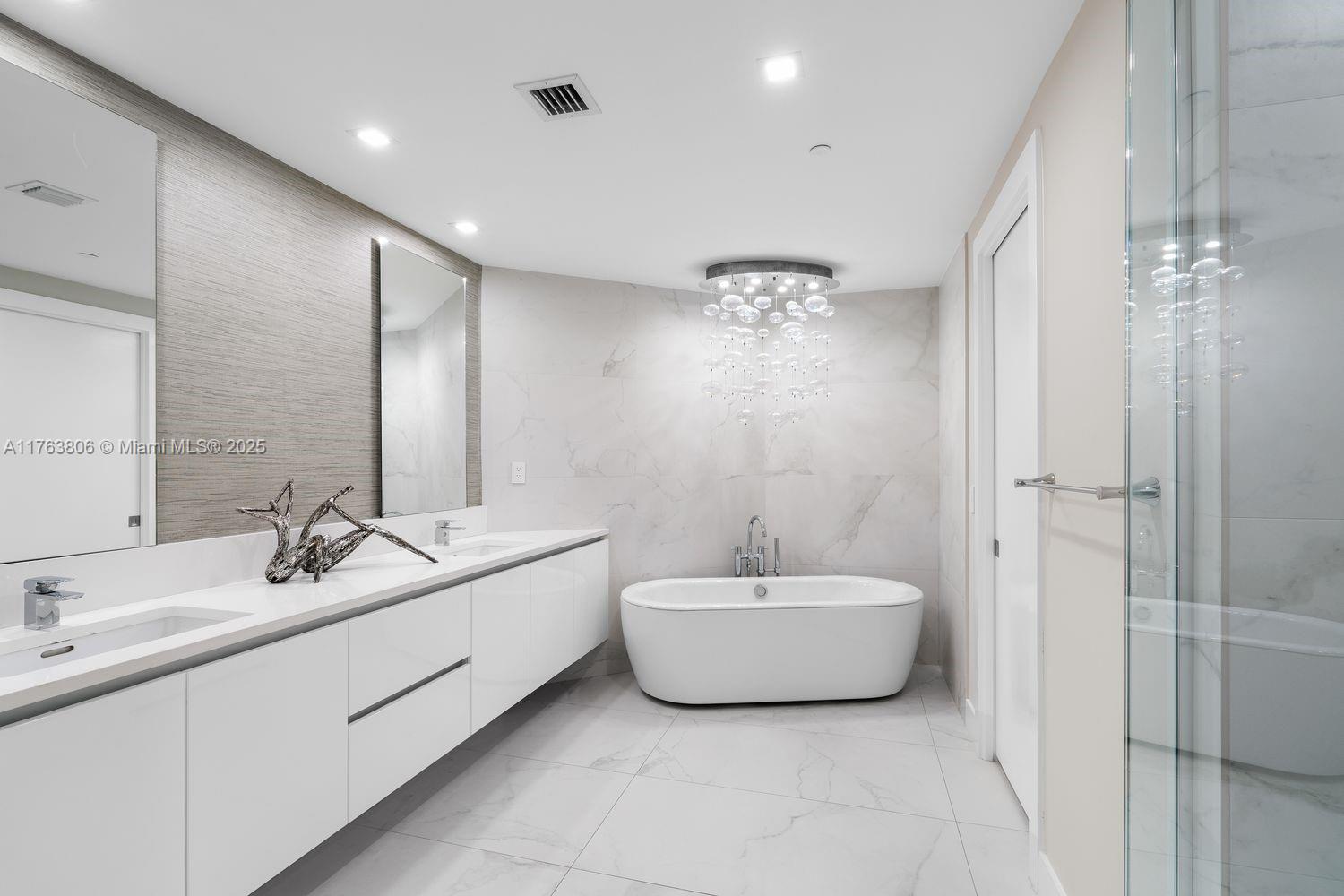 SABBIA BEACH CONDO - Residential
