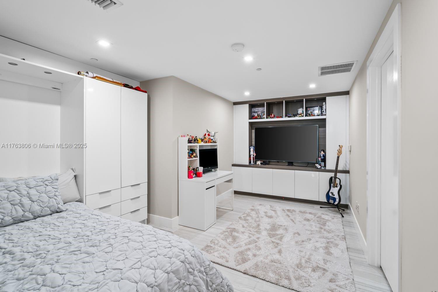 SABBIA BEACH CONDO - Residential
