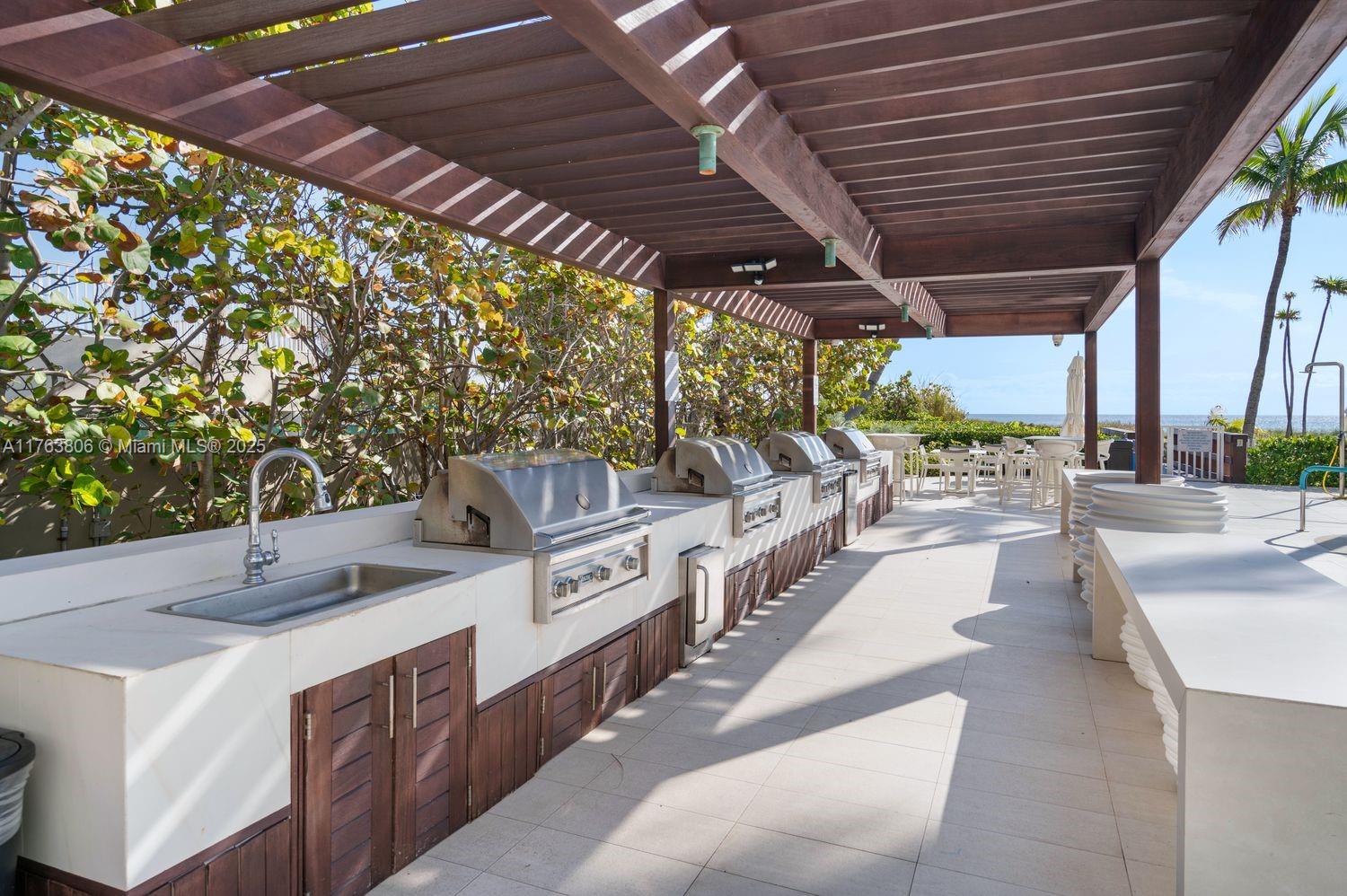 SABBIA BEACH CONDO - Residential