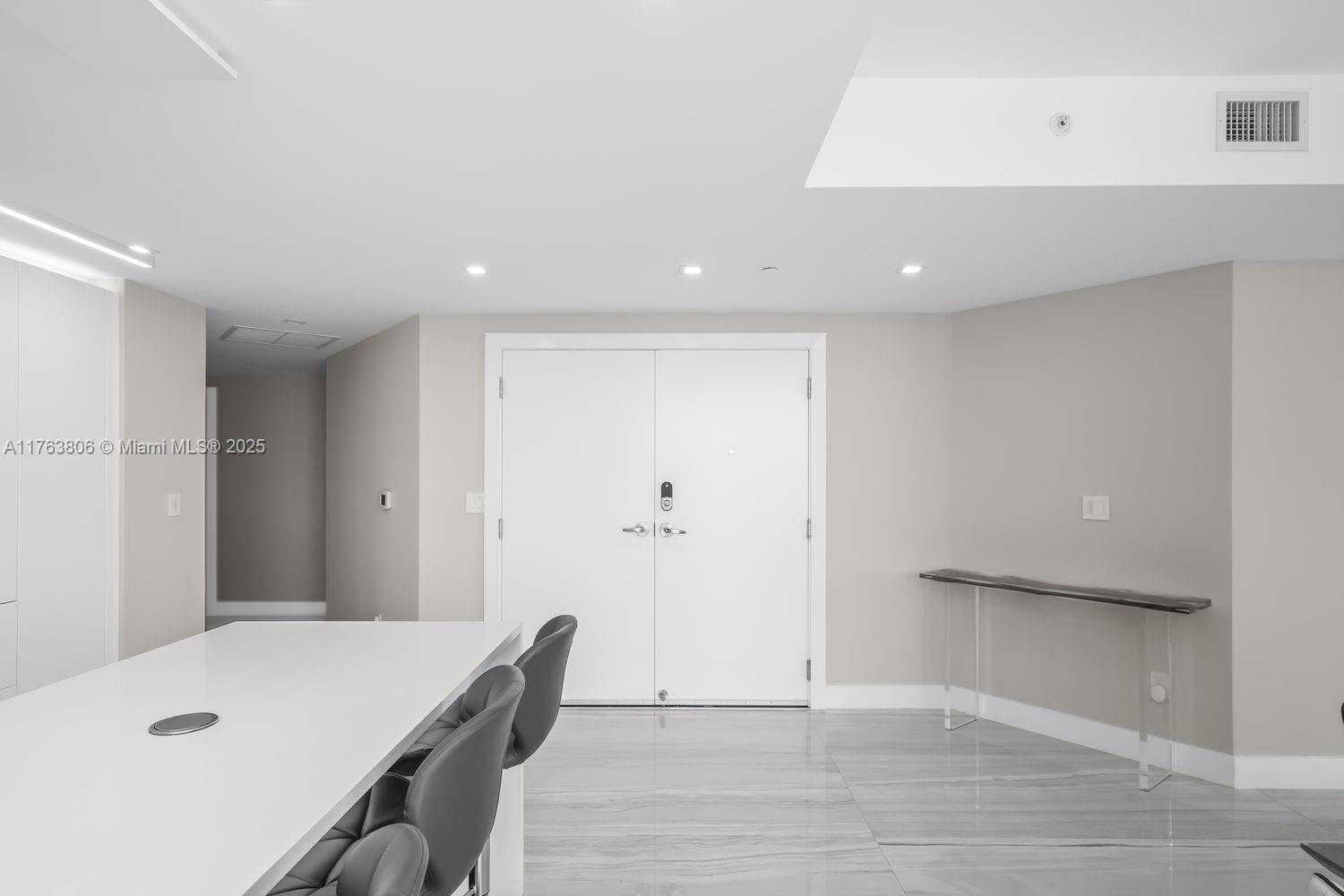 SABBIA BEACH CONDO - Residential