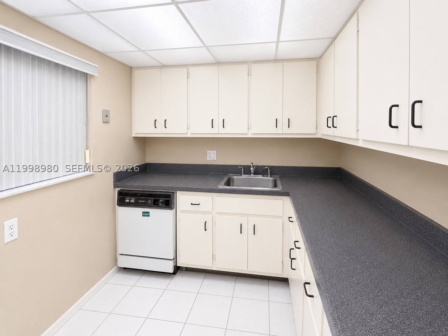 7787 SW 86th St E206, Miami FL 33143