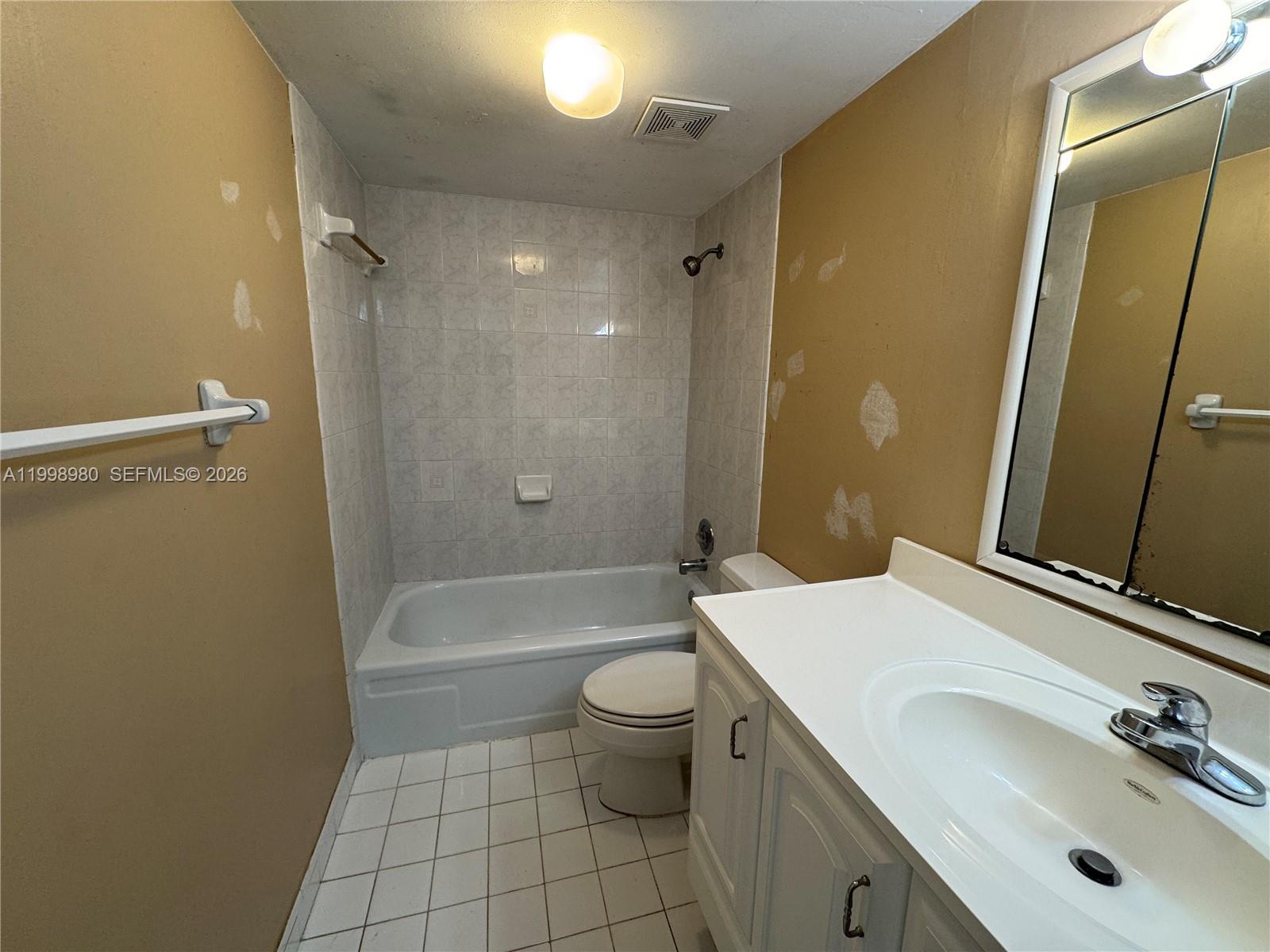 7787 SW 86th St E-206