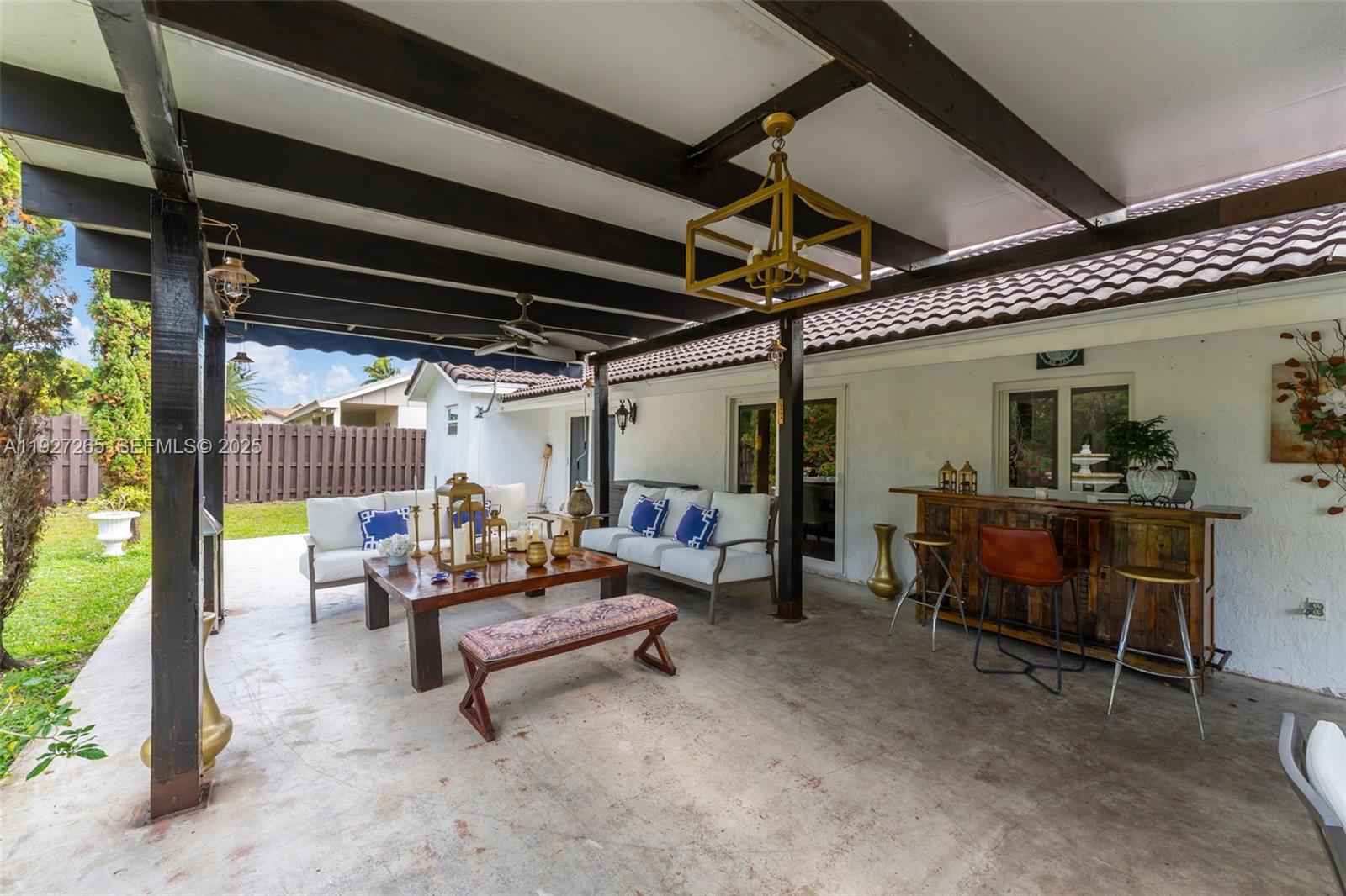 LAKES OF THE MEADOW SEC 4 - Residential