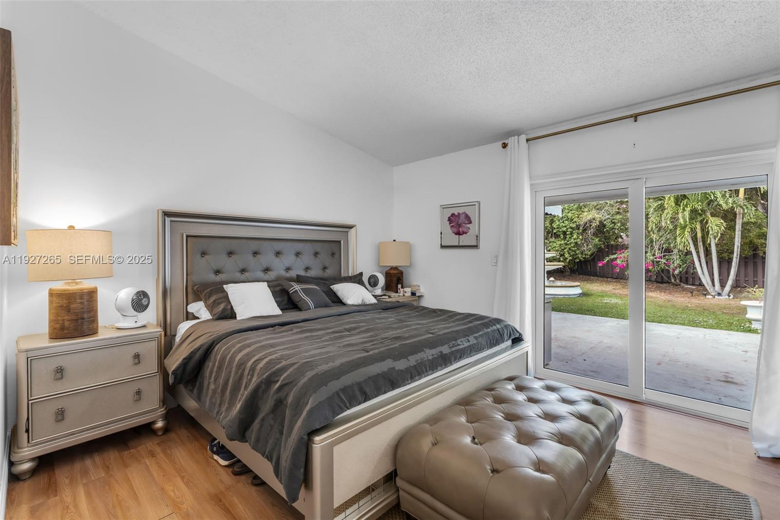 LAKES OF THE MEADOW SEC 4 - Residential