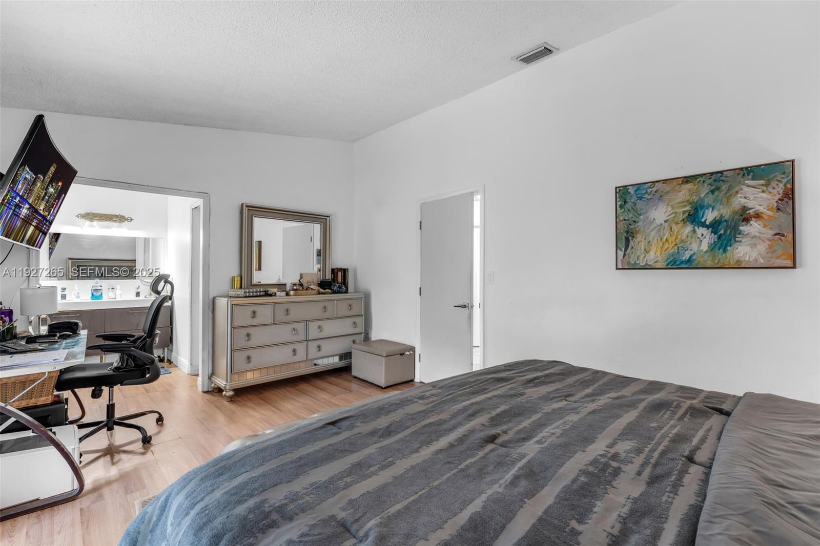 LAKES OF THE MEADOW SEC 4 - Residential