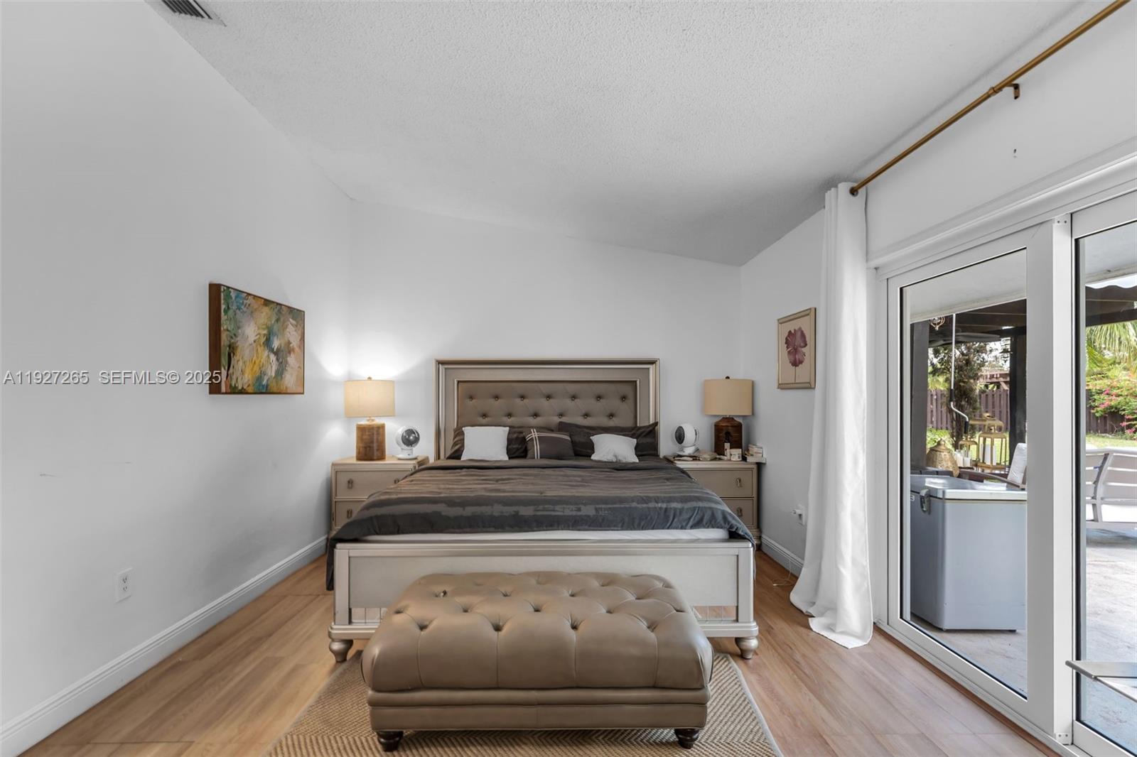 LAKES OF THE MEADOW SEC 4 - Residential