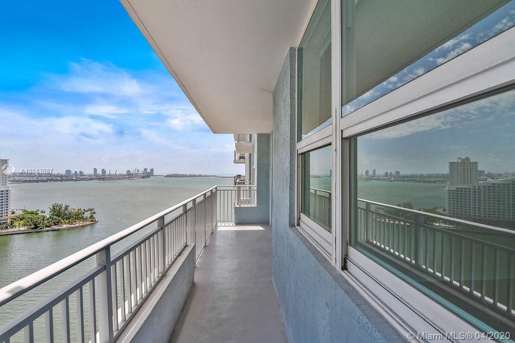 Yacht Club Brickell - Residential Lease