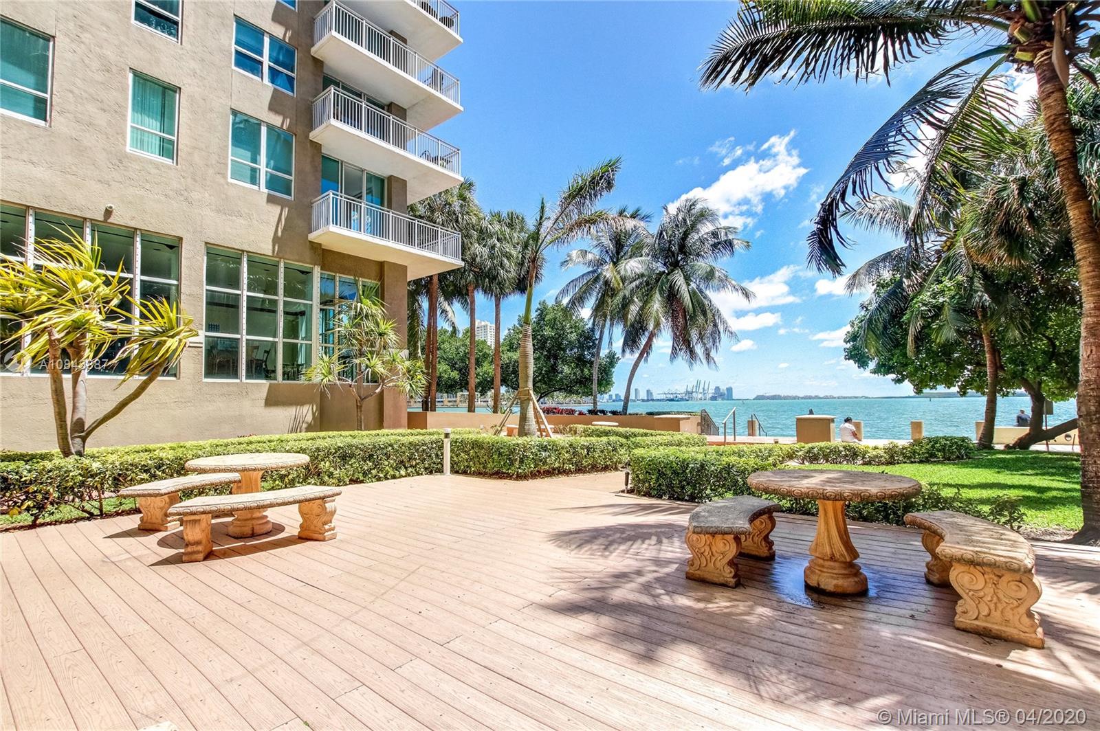 Yacht Club Brickell - Residential Lease