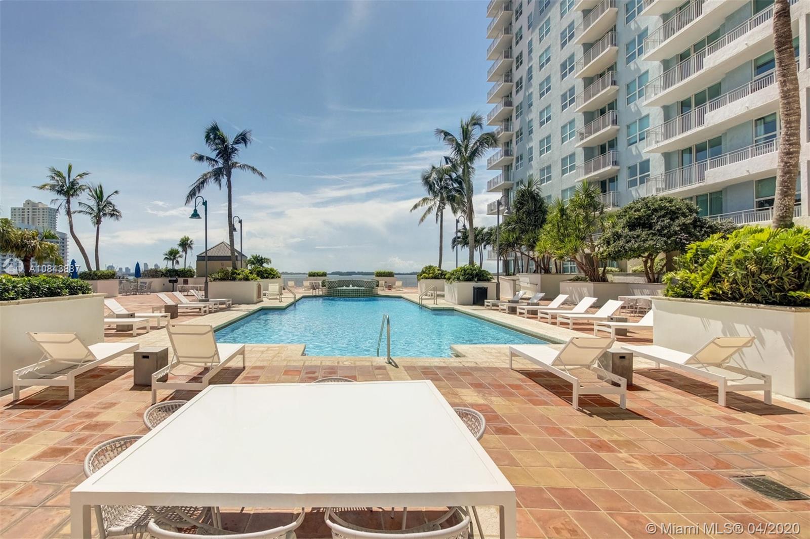 Yacht Club Brickell - Residential Lease