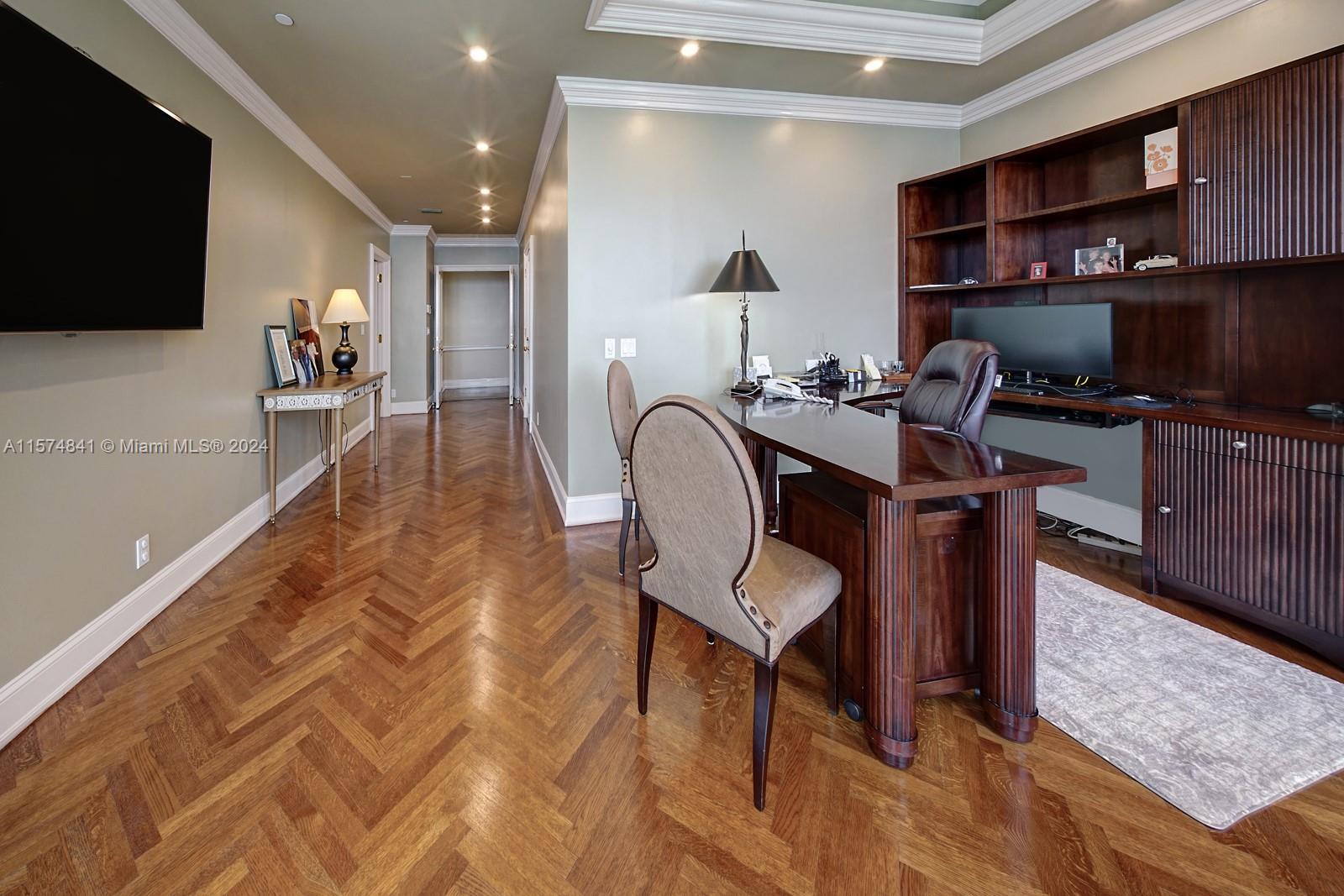 BAL HARBOUR TOWER CONDO - Residential