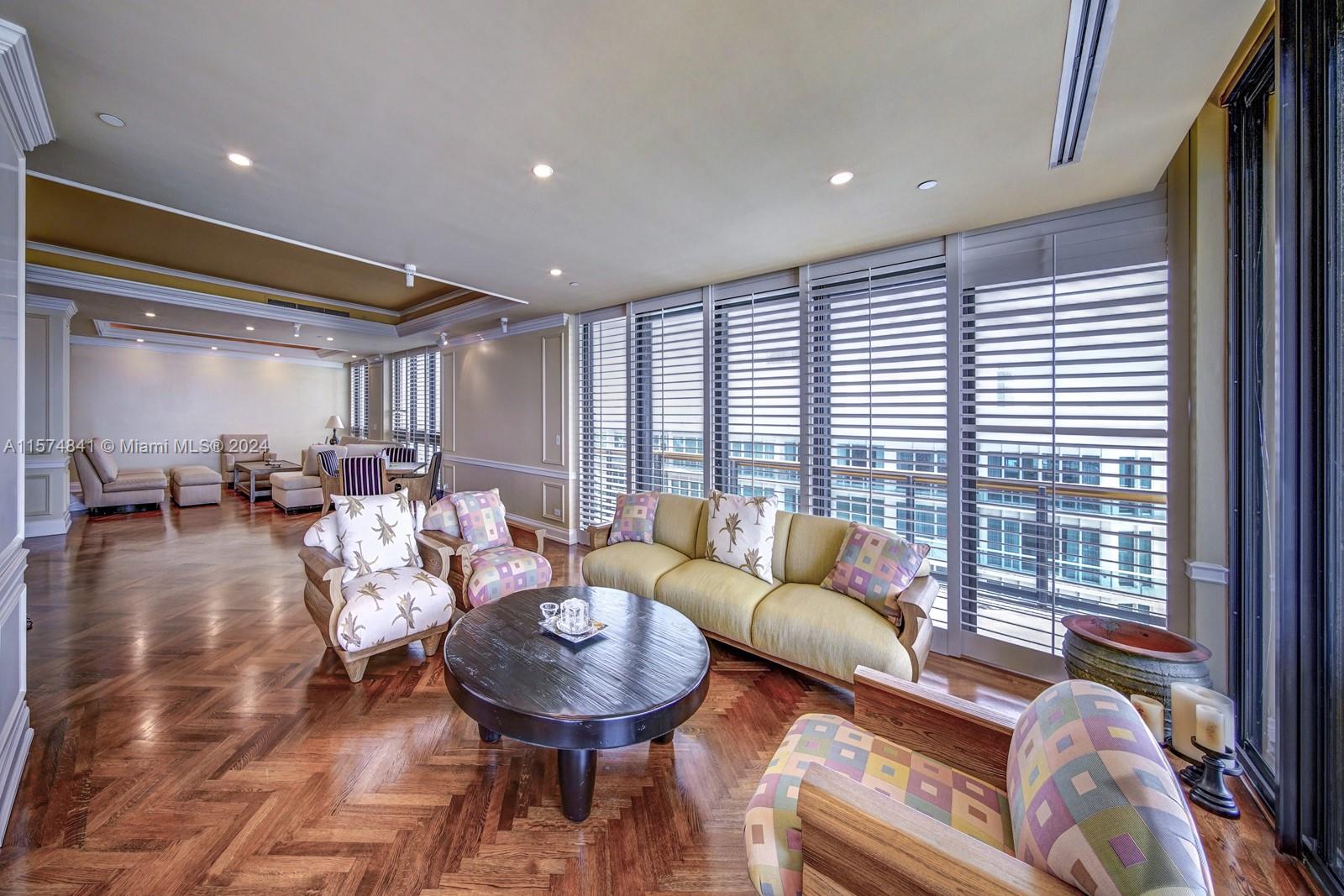 BAL HARBOUR TOWER CONDO - Residential