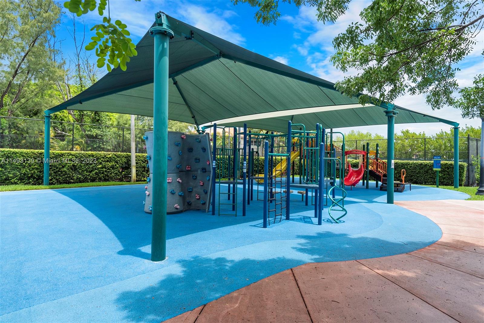 HIBISCUS ISLAND - Residential