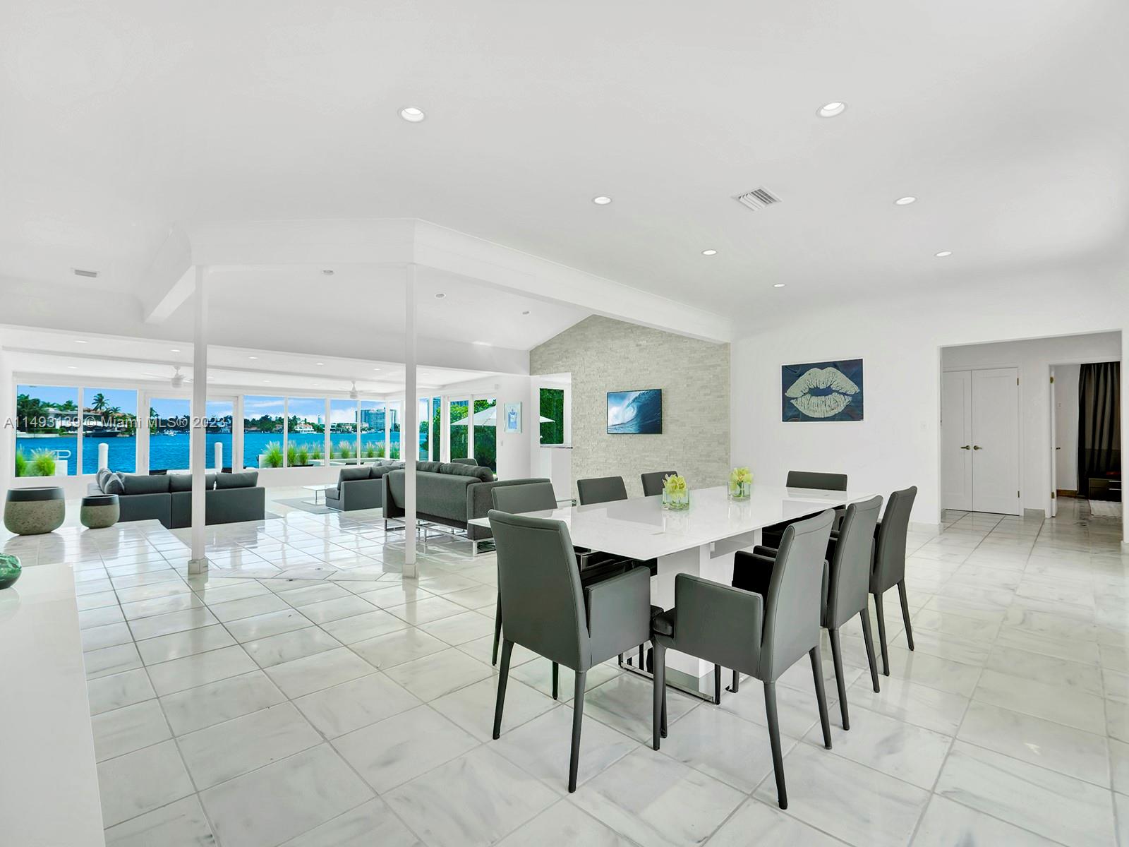 HIBISCUS ISLAND - Residential