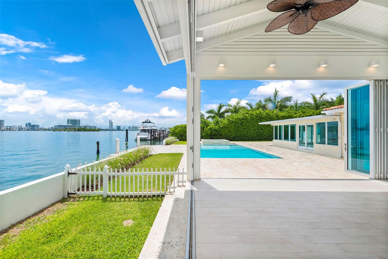 HIBISCUS ISLAND - Residential