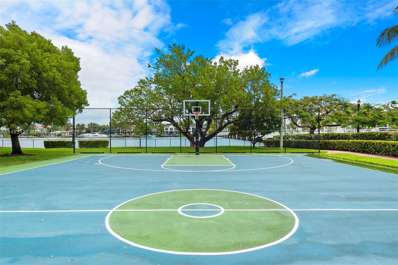 HIBISCUS ISLAND - Residential