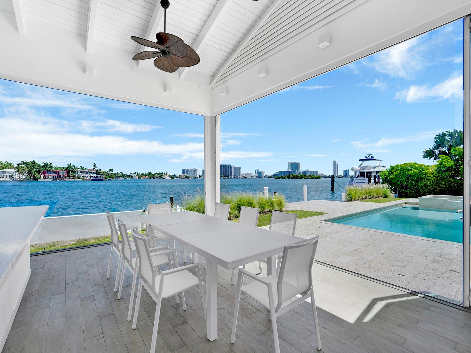 HIBISCUS ISLAND - Residential