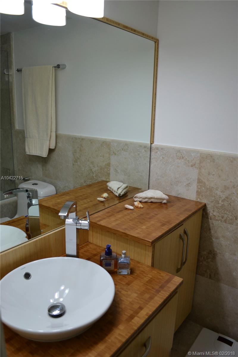 ARMITAGE PLACE NO 3 CONDO - Residential Lease