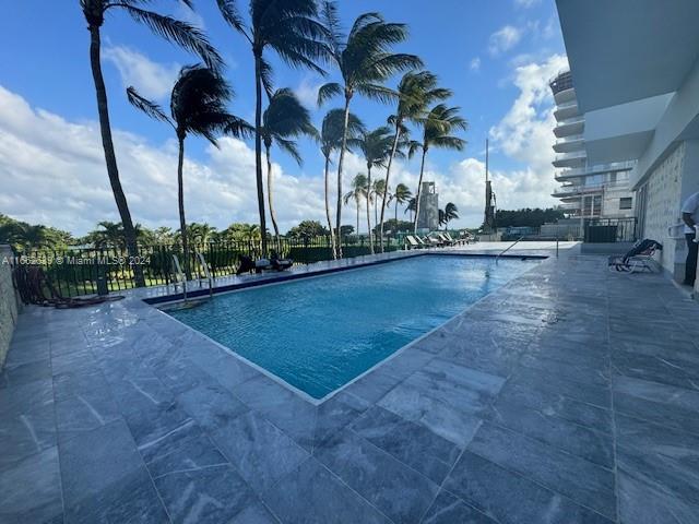 CARLISLE ON THE OCEAN CON - Residential