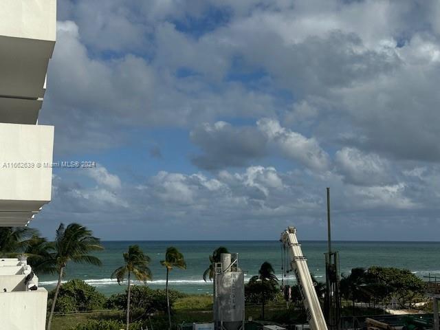 CARLISLE ON THE OCEAN CON - Residential
