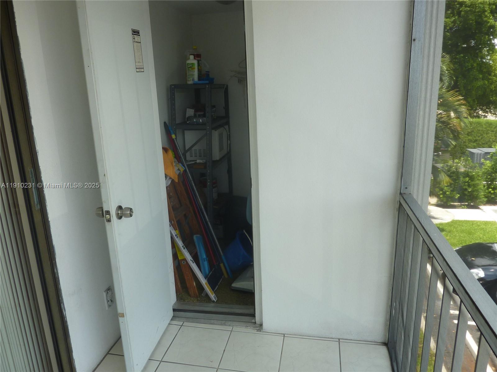 CYPRESS CLUB CONDO - Residential Lease