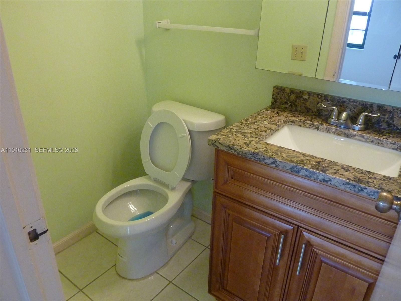 CYPRESS CLUB CONDO - Residential Lease