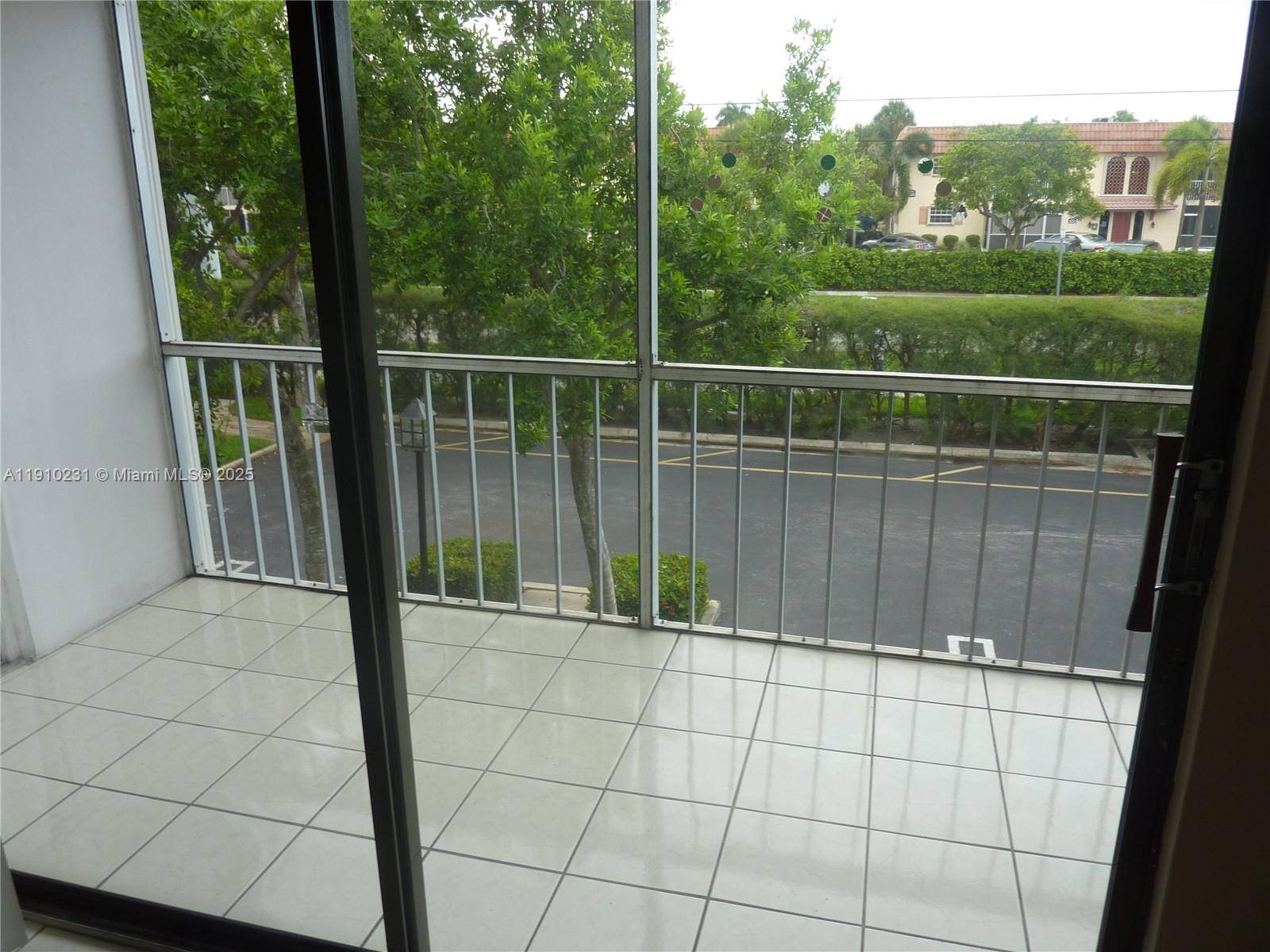 CYPRESS CLUB CONDO - Residential Lease