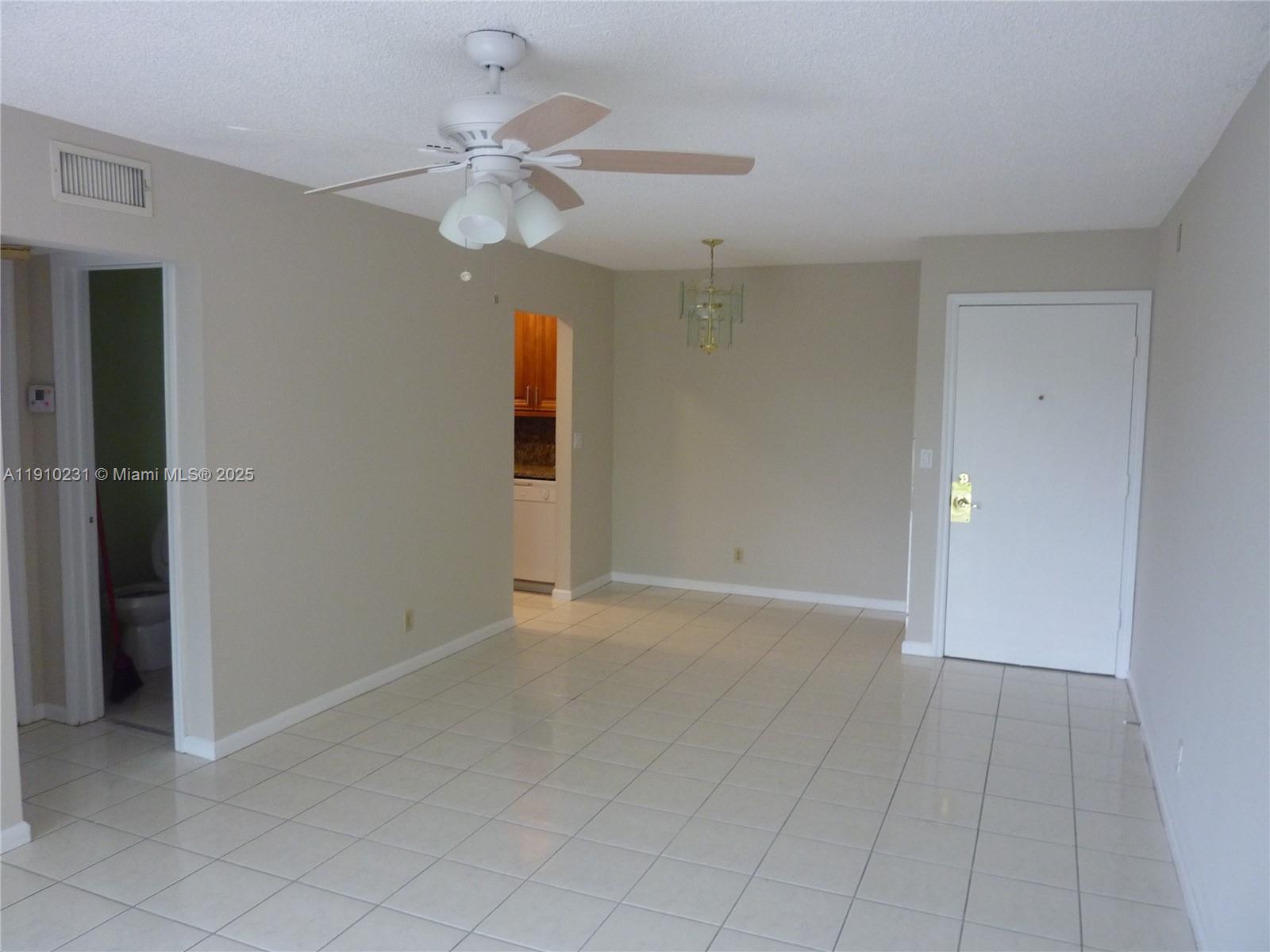 CYPRESS CLUB CONDO - Residential Lease