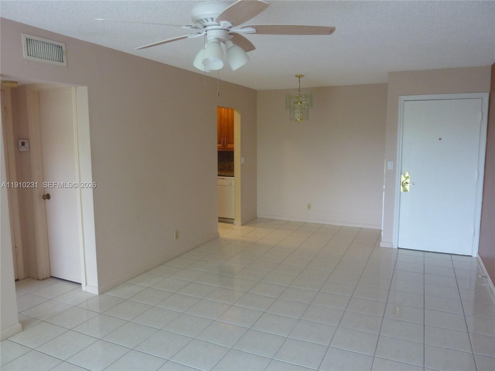 CYPRESS CLUB CONDO - Residential Lease