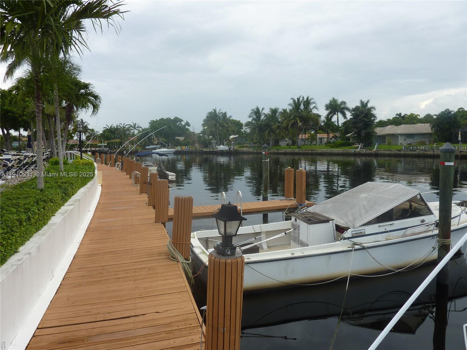 CYPRESS CLUB CONDO - Residential Lease