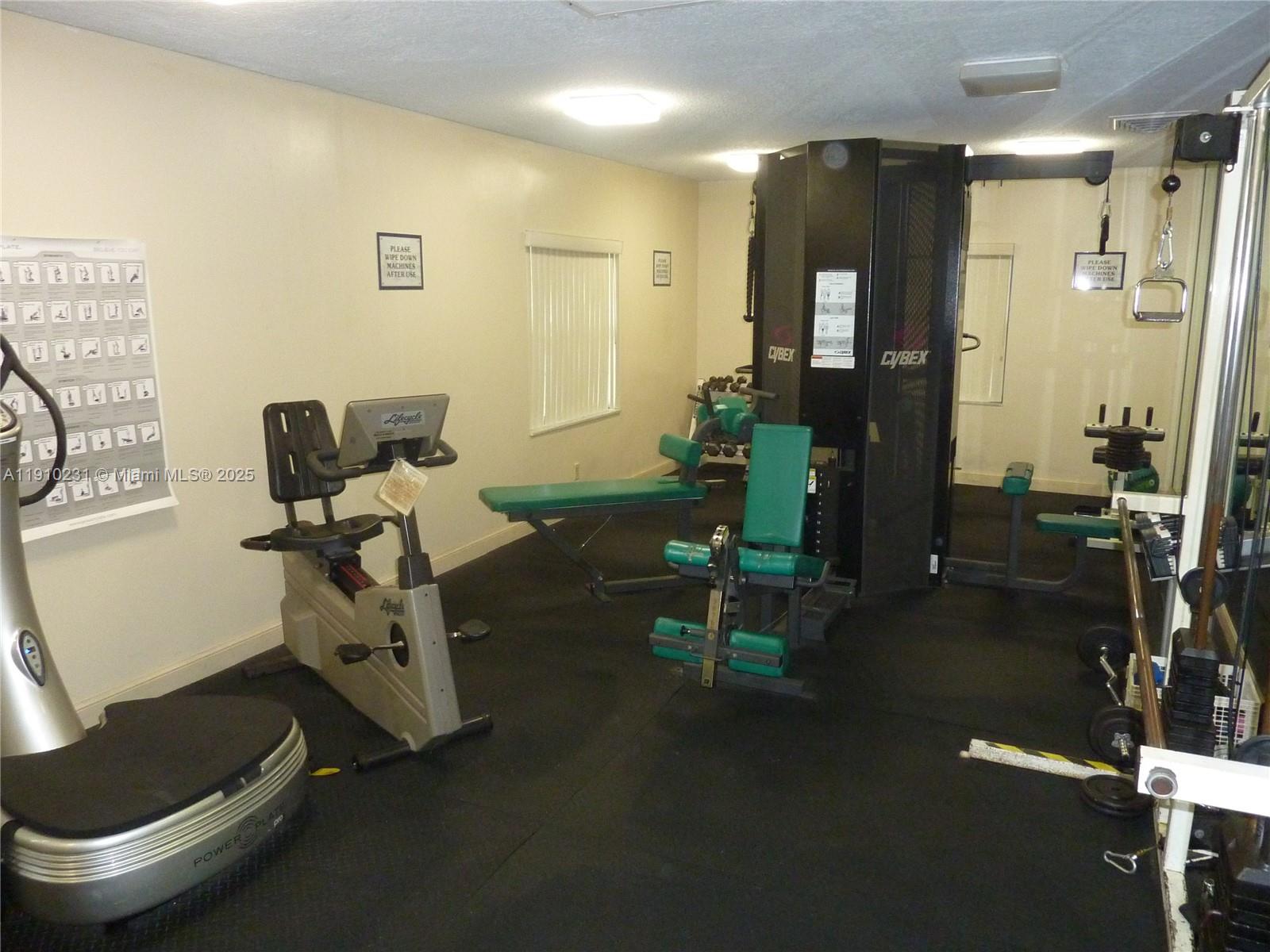 CYPRESS CLUB CONDO - Residential Lease