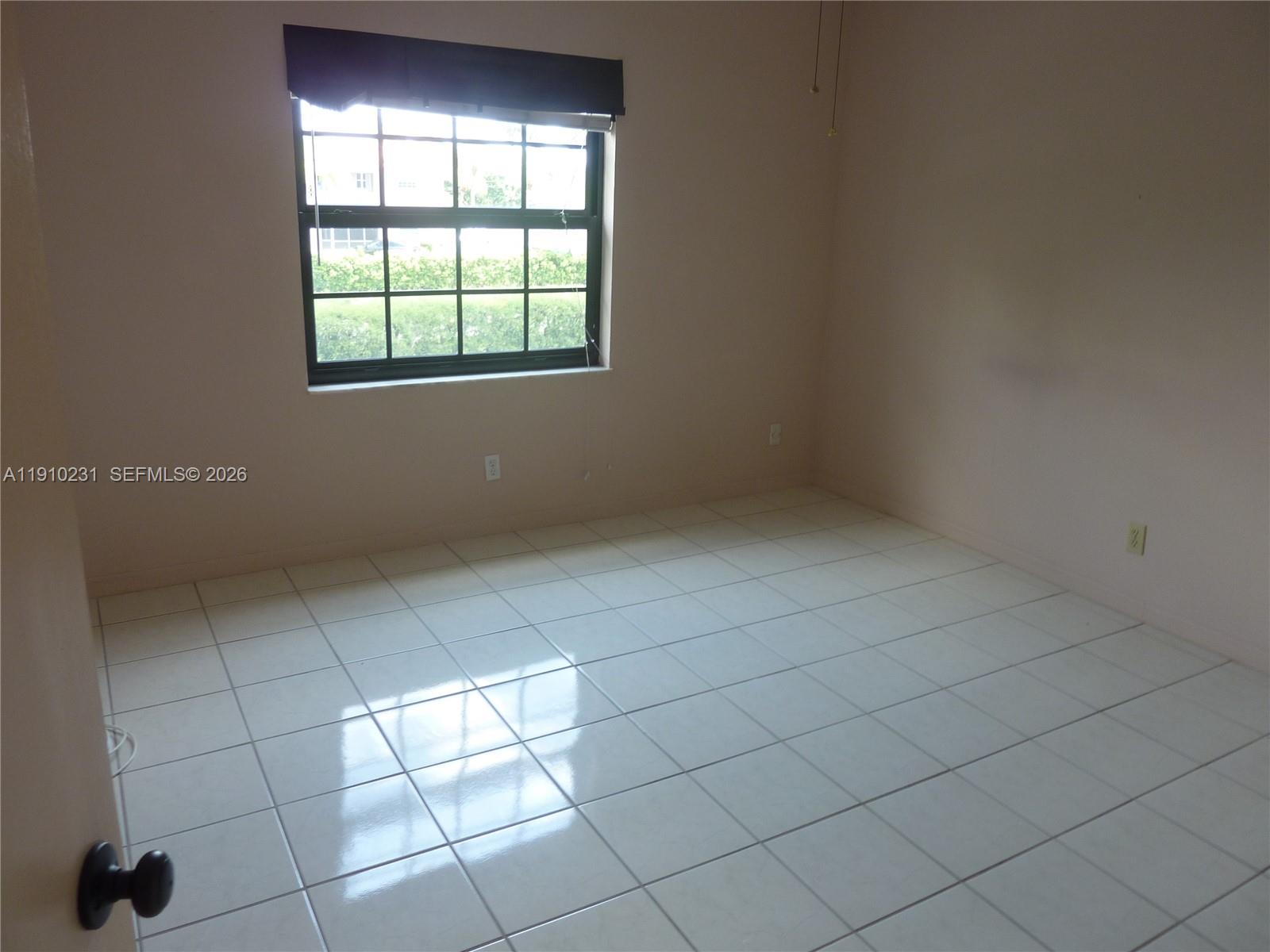 CYPRESS CLUB CONDO - Residential Lease