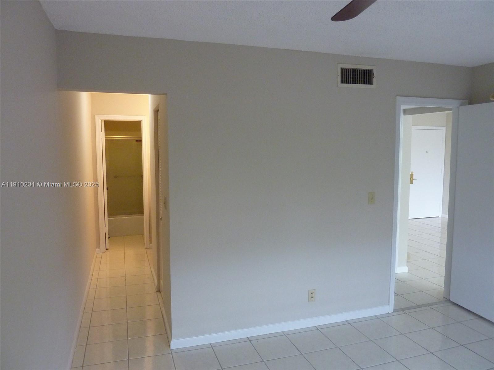 CYPRESS CLUB CONDO - Residential Lease