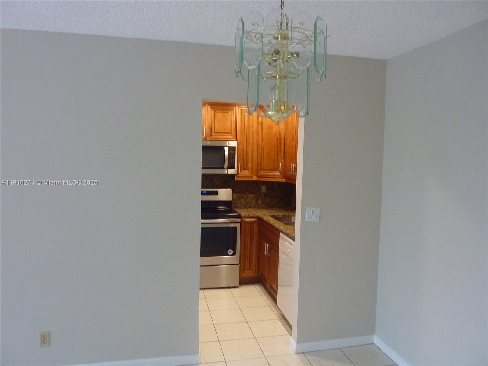 CYPRESS CLUB CONDO - Residential Lease