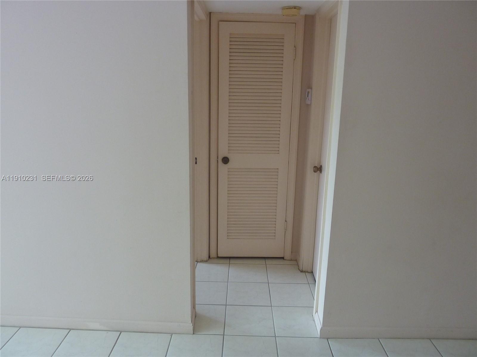 CYPRESS CLUB CONDO - Residential Lease