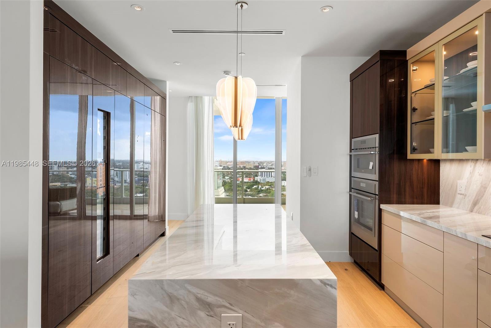 GROVENOR HOUSE CONDO - Residential