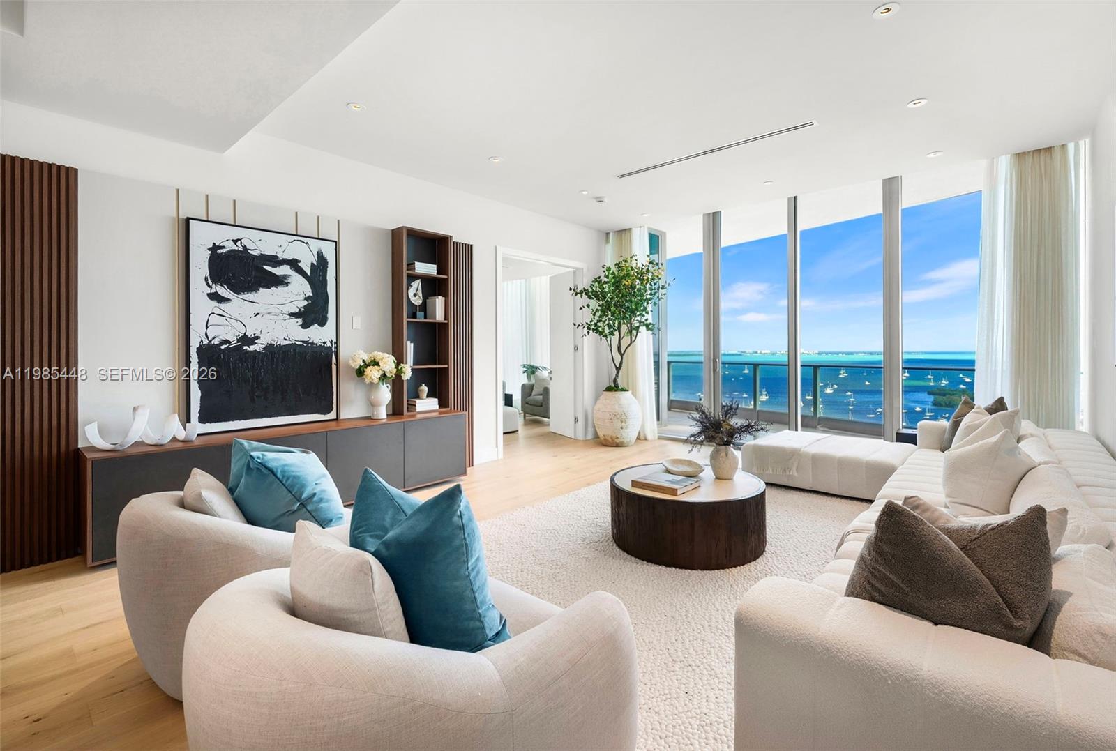 GROVENOR HOUSE CONDO - Residential