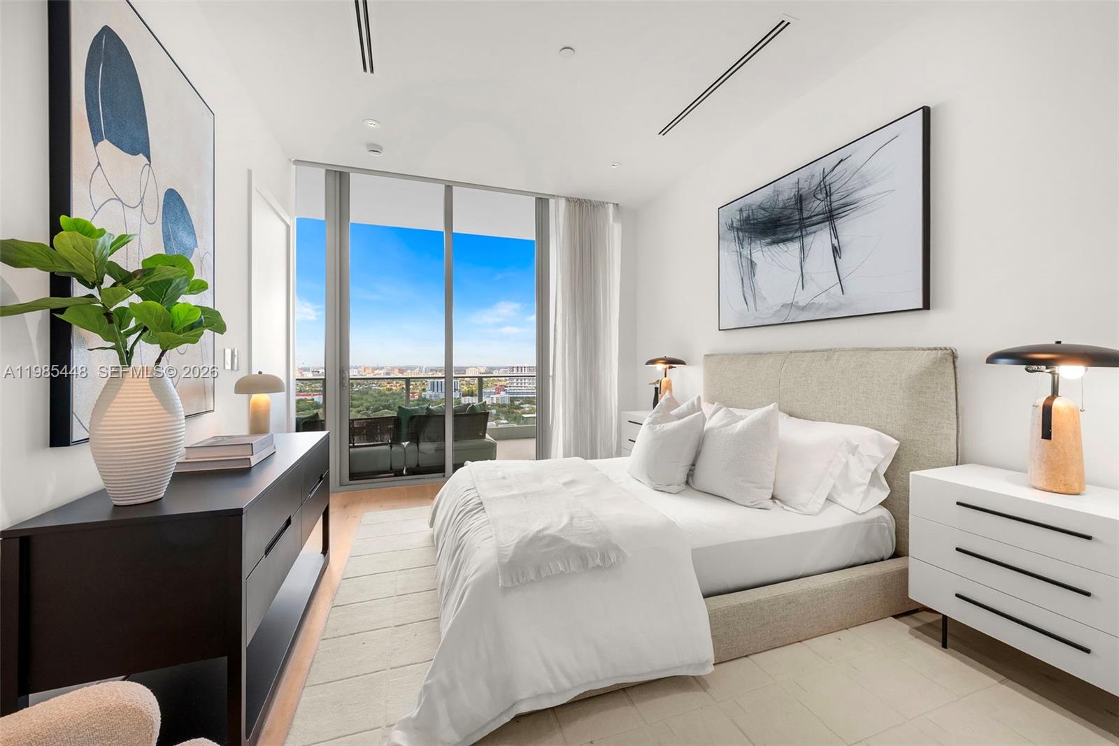 GROVENOR HOUSE CONDO - Residential