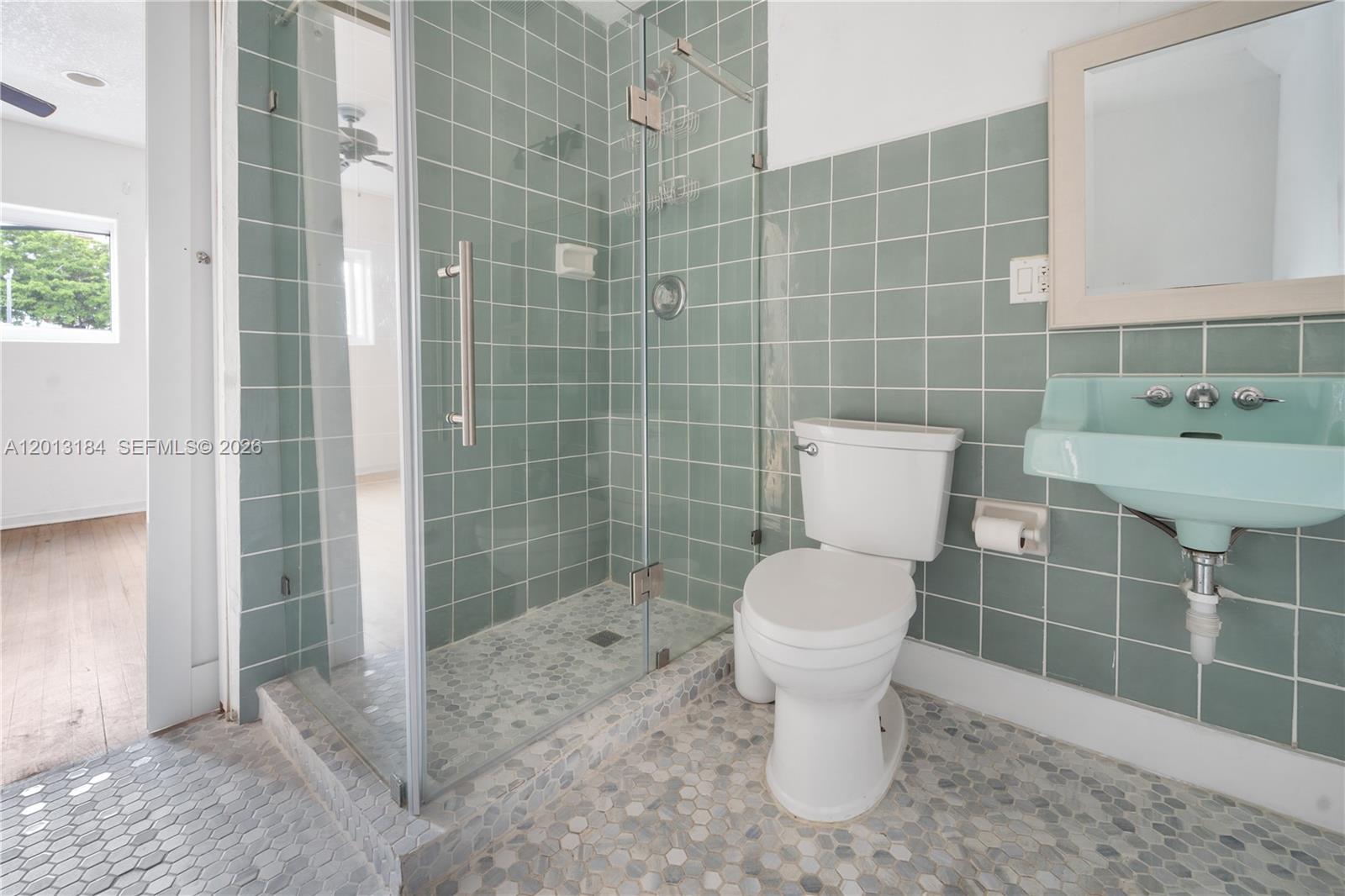 ATLANTIC BEACH DEV - Residential Lease