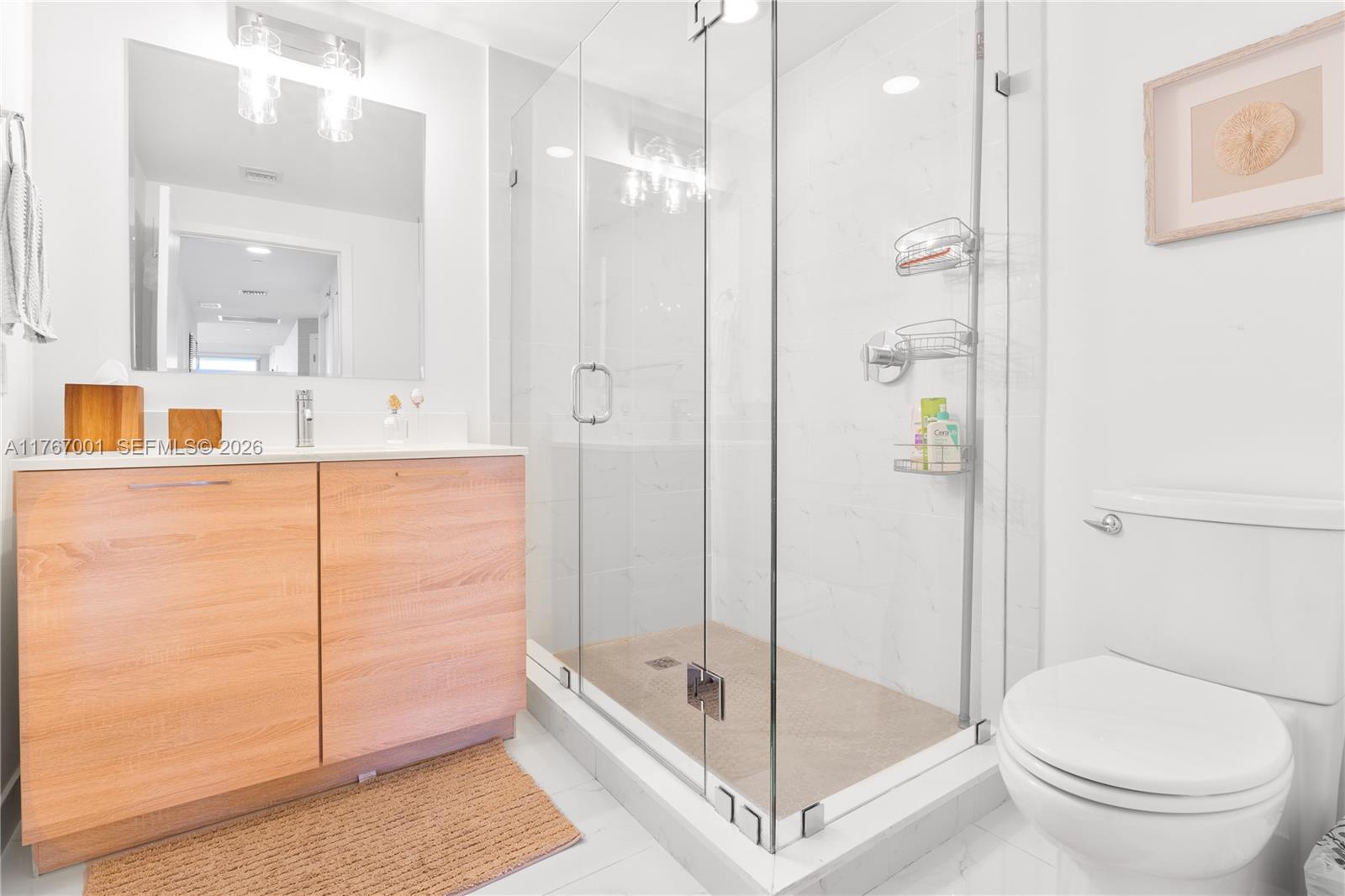 THE HARBOUR NORTH CONDO - Residential