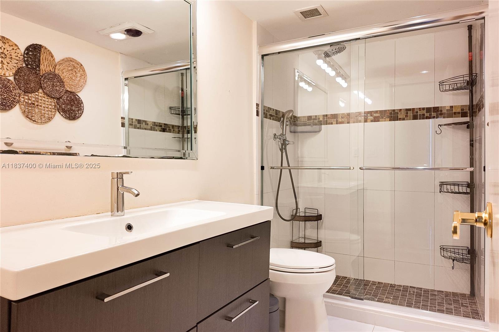 HEMISPHERES CONDO - Residential