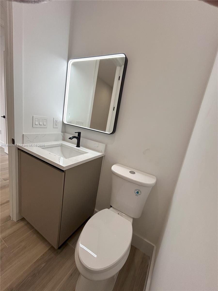 LIBERIA - Residential