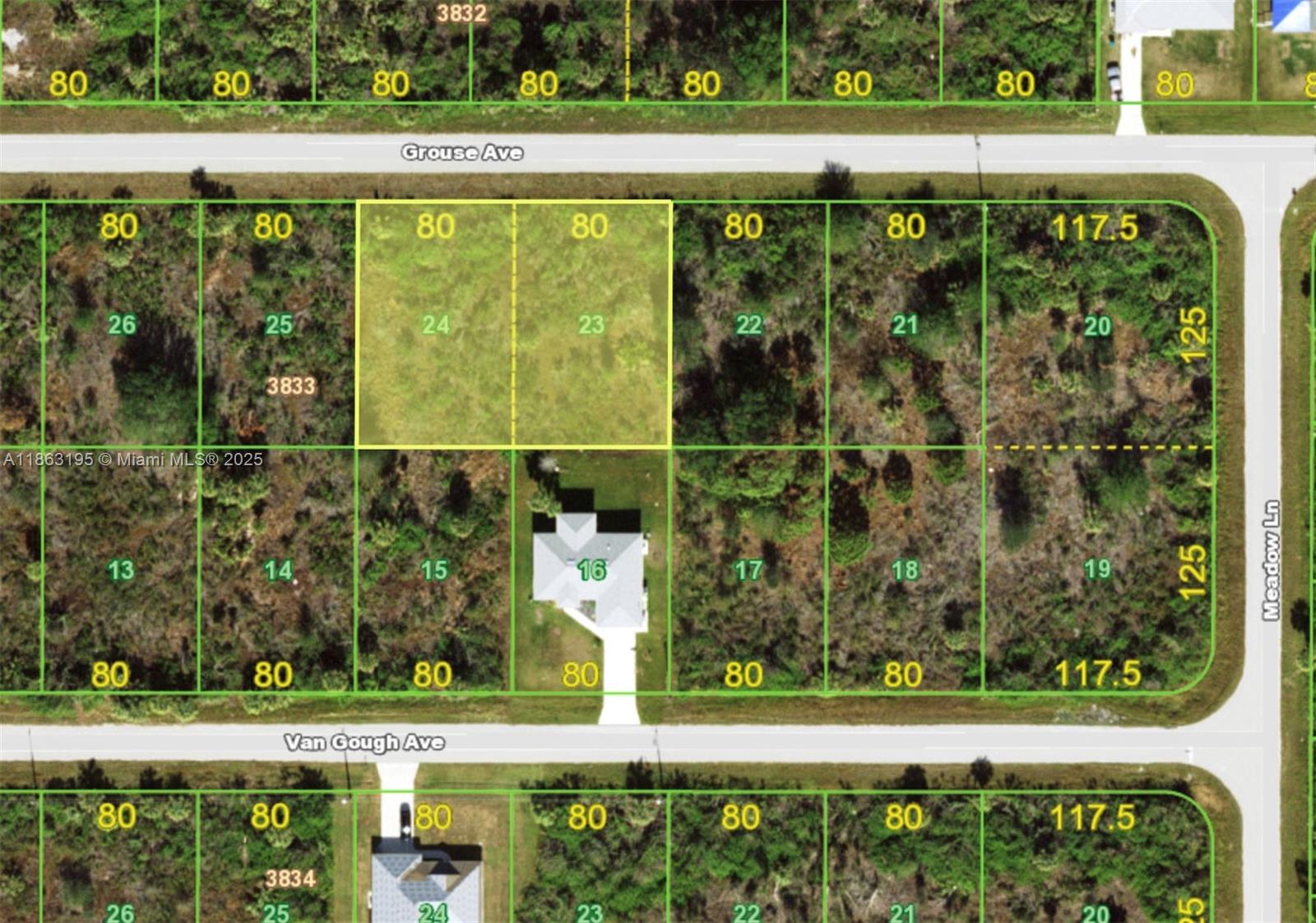 Port Charlotte - Land