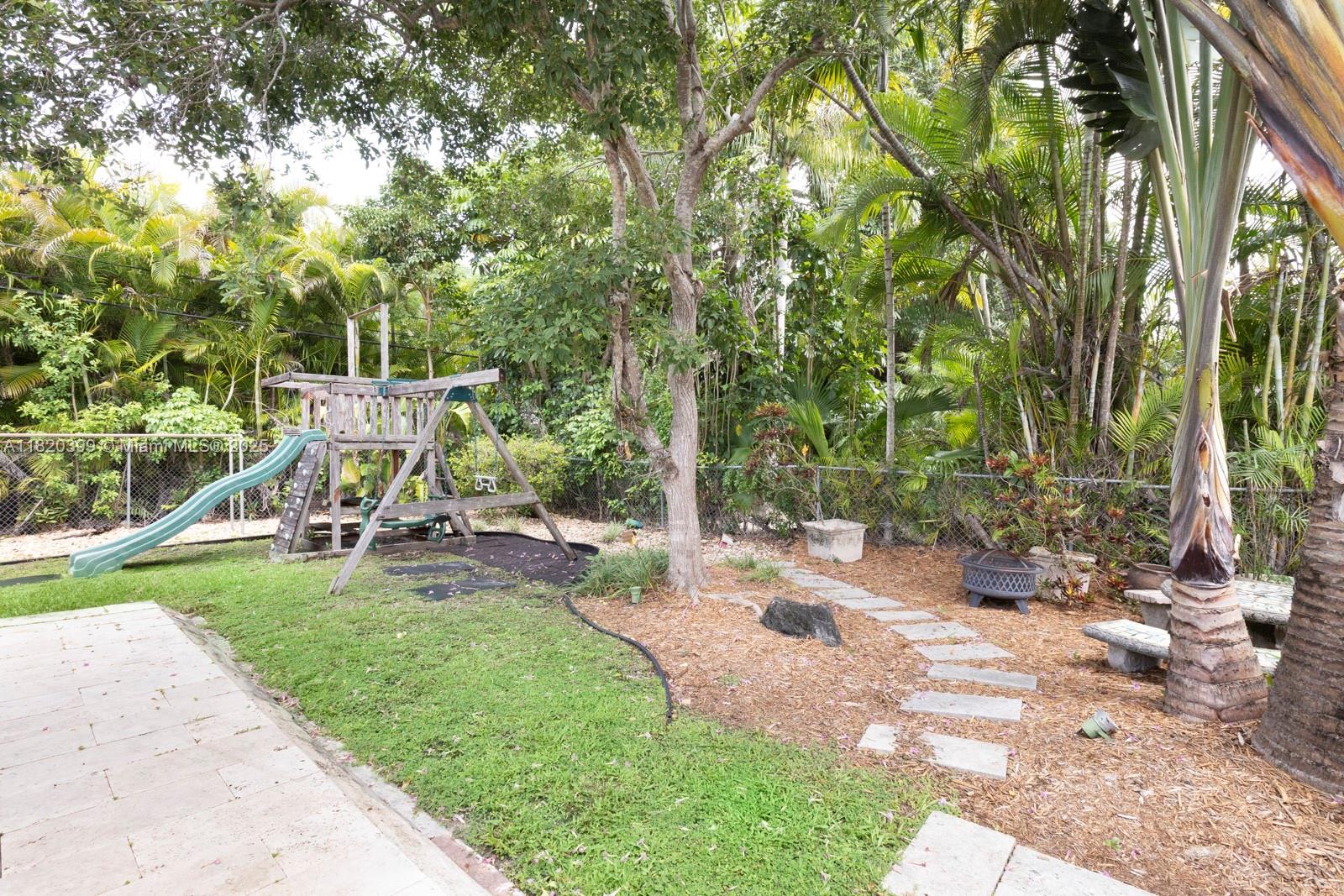 MONTGOMERY EAST SEC 2 - Residential