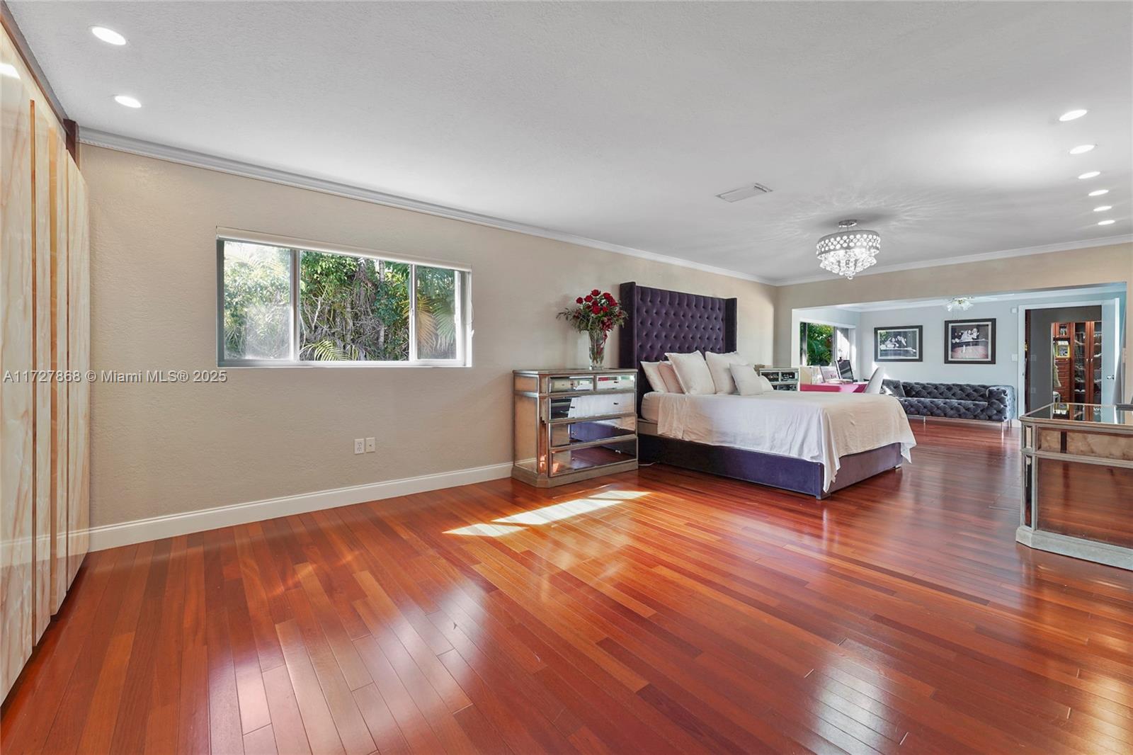 Pinecrest - Residential