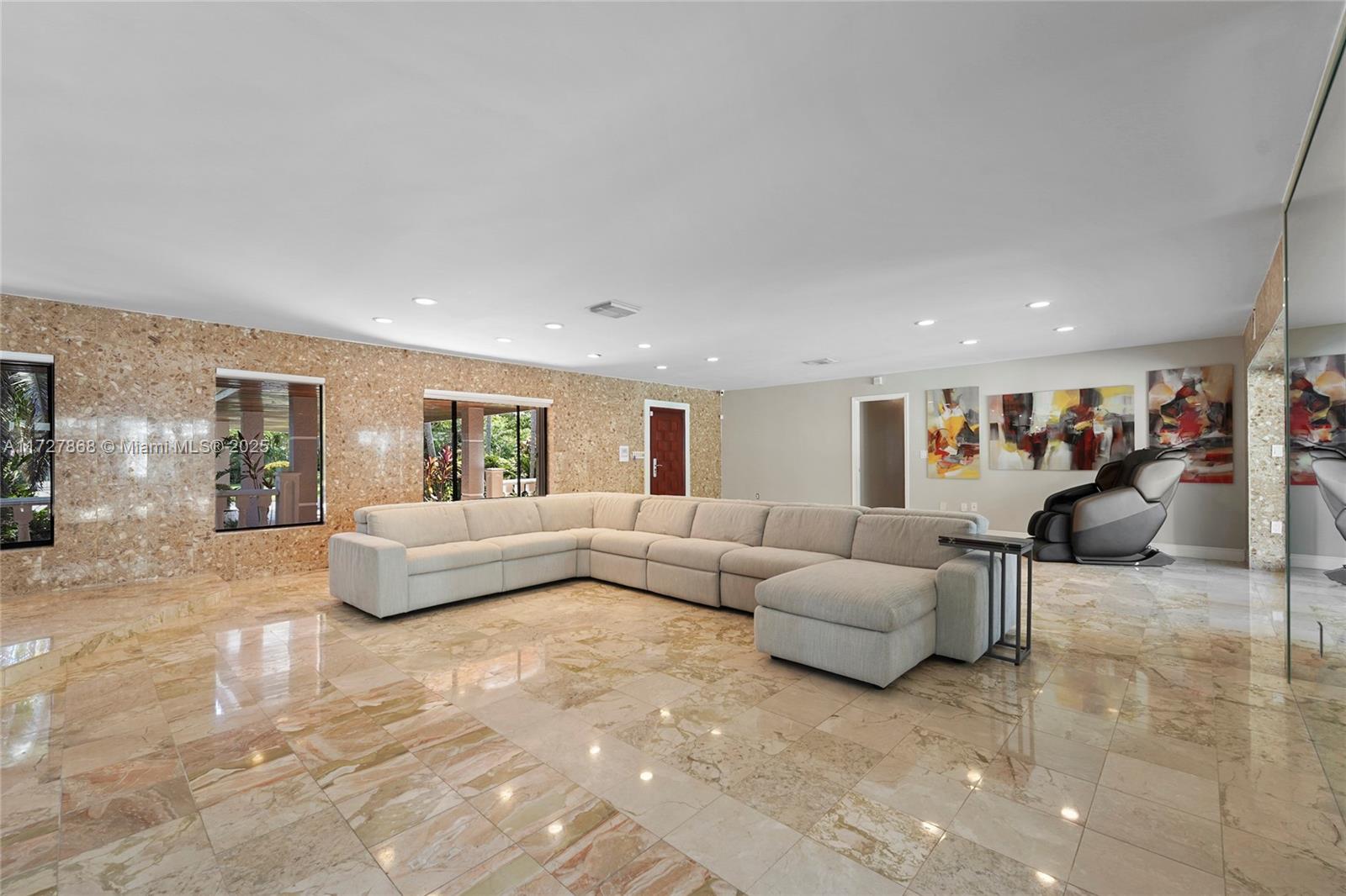 Pinecrest - Residential